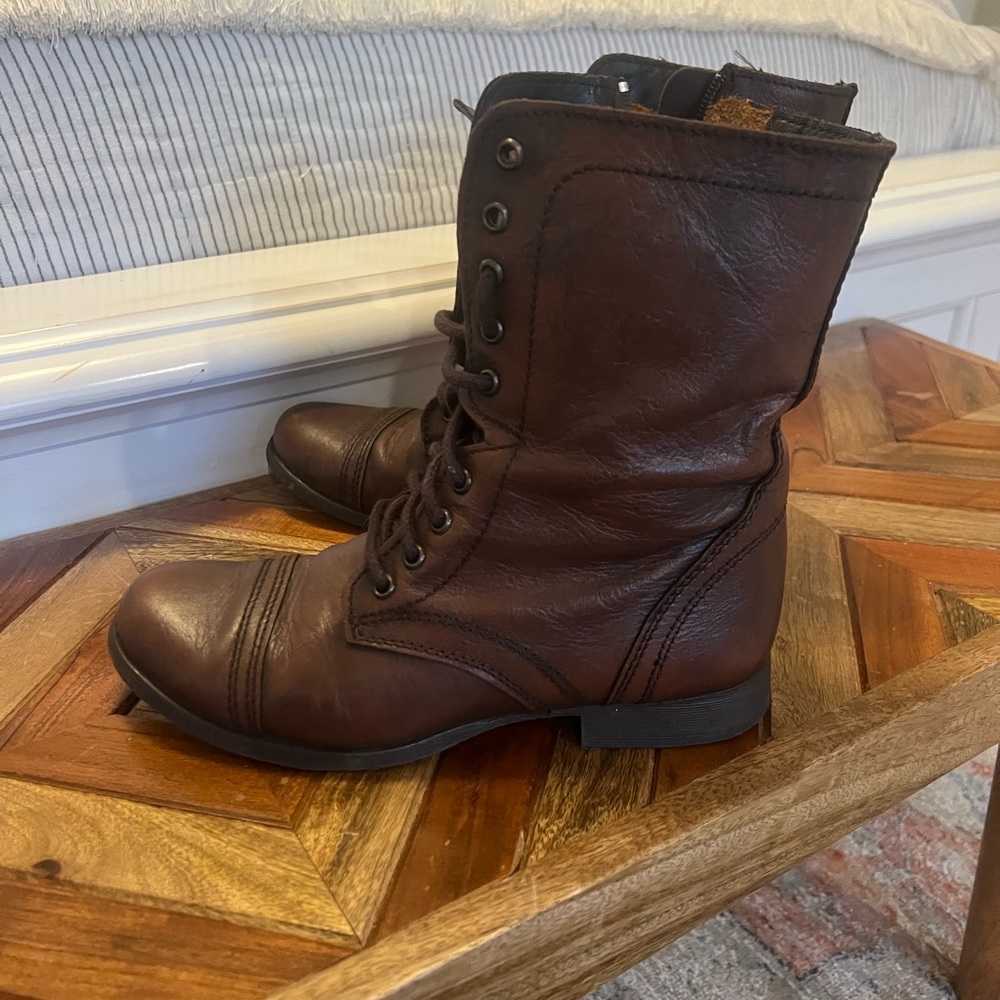 Steve Madden troopa boots